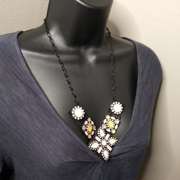 Black Chain Decorative Multicolor Necklace Adjustable 21 To 23 Inches - Picture 2 of 15